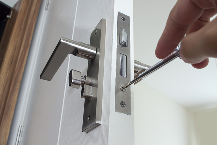 Our local locksmiths are able to repair and install door locks for properties in Leighton Buzzard and the local area.